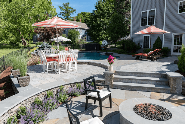 stone-walls-to-separate-outdoor-living-areas